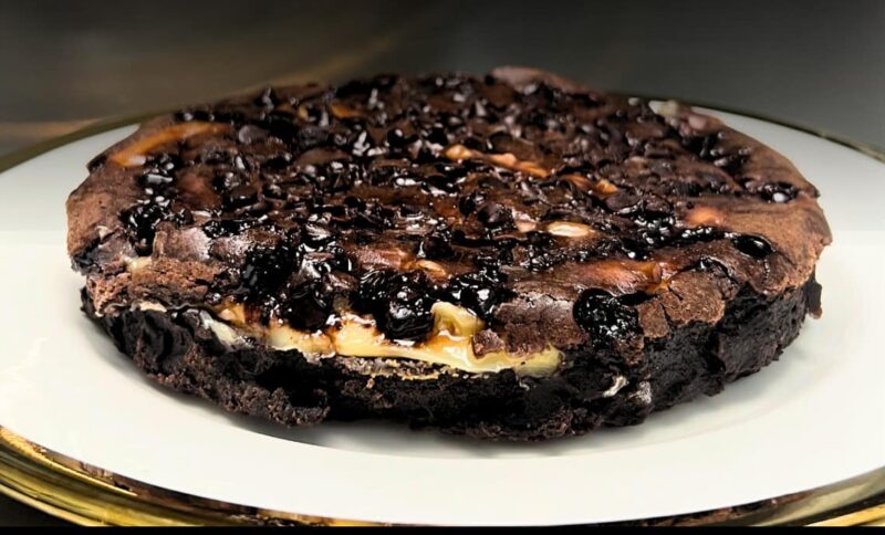 CHOCO CHEESE LAVA MOCHI BROWNIES